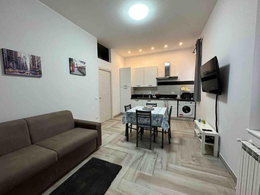 Family Flat Near Metro A Roma Exterior foto
